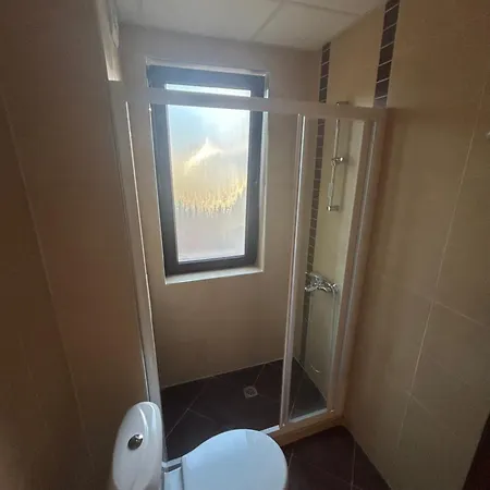 Διαμέρισμα 2-bedroom, 2-bathroom With Fireplace And Garden At Winslow Infinity *