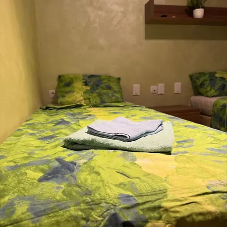 2-bedroom, 2-bathroom With Fireplace And Garden At Winslow Infinity * Μπάνσκο