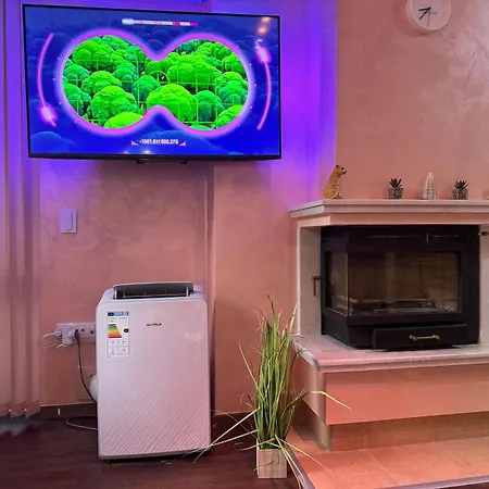 2-bedroom, 2-bathroom With Fireplace And Garden At Winslow Infinity *