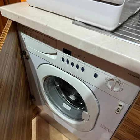 2-bedroom, 2-bathroom With Fireplace And Garden At Winslow Infinity * Μπάνσκο